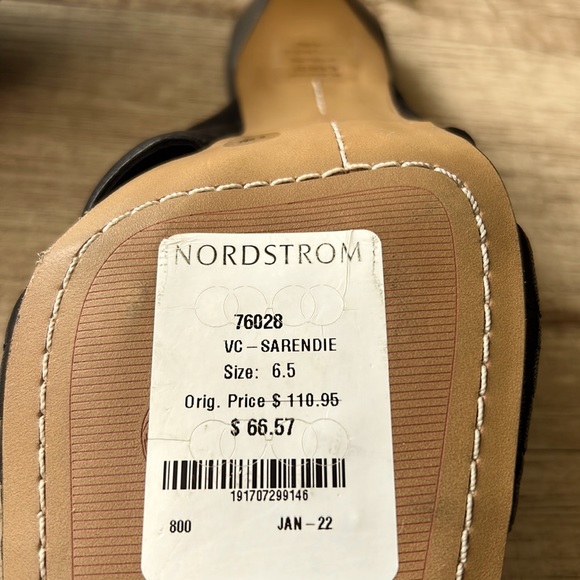 VINCE CAMUTO 👡 SARENDIE MULE 👠NWOB, 6.5 - Picture 13 of 13